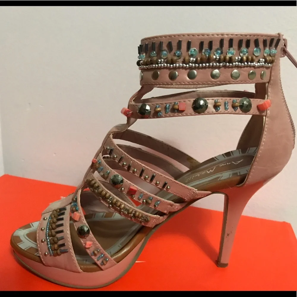 Anne Michelle blush heels size 7